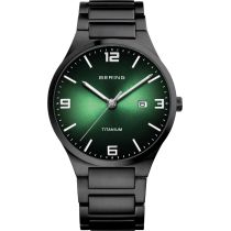 Bering 15240-728 Herrenuhr Titanium 40mm 5ATM